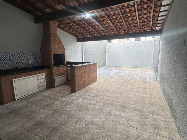 Casa para Locação em São José dos Campos - 3